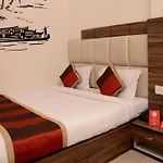 Oyo Rooms Sindhi Camp Metro View